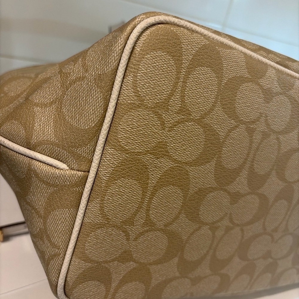 Coach F34614 Signature Canvas Tote Cream Leather Shoulder Bag - Picture 6 of 9
